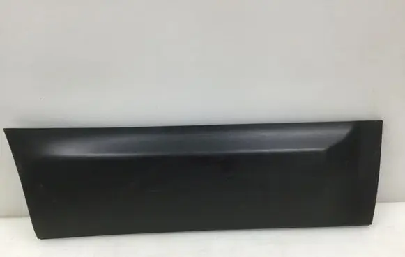 Nissan Qashqai Rear door trim (molding) 82870BR01A