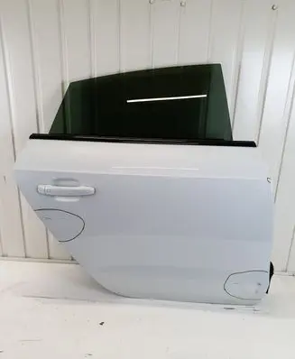 Audi A5 8T 8F Rear door