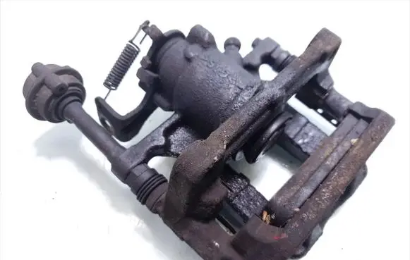 Opel Astra J Rear brake caliper