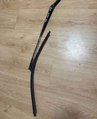 Volkswagen Caddy Front wiper blade arm 2K1955409