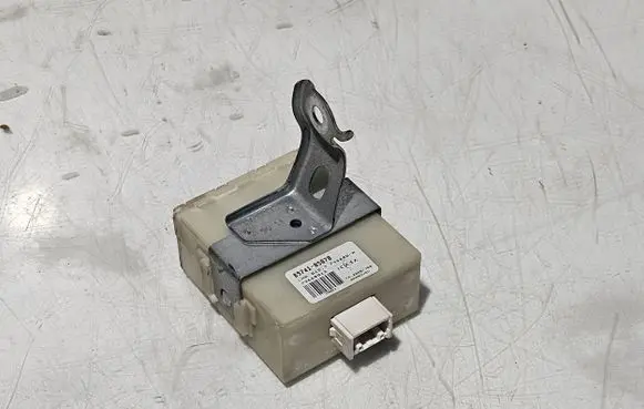 Toyota Avensis T250 Door control unit/module 8974105070