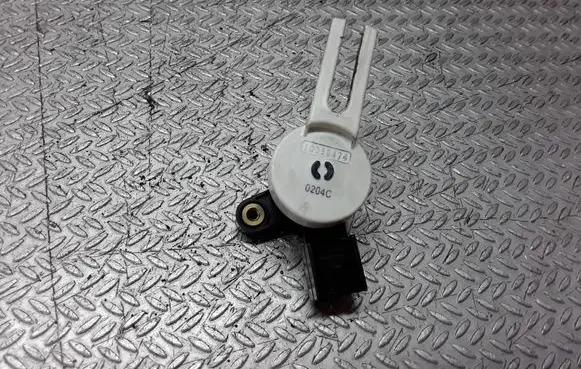 Chevrolet Cruze Brake pedal sensor switch 10366474