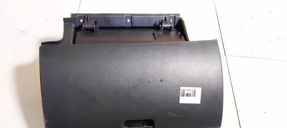 Chevrolet Captiva Glove box 96630065
