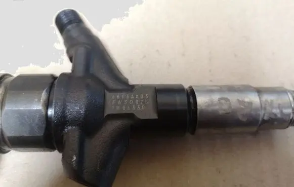 Subaru Legacy Fuel injector 16613AA030