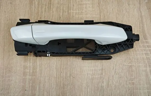 Audi Q3 F3 Rear door exterior handle 8V0839885