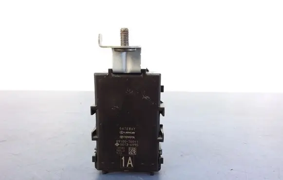 Lexus CT 200H Gateway control module 89100-76011