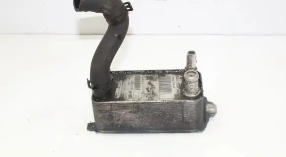 Jaguar XF X250 Engine oil radiator AW837A095AA