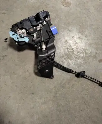 Porsche Cayenne (9PA) Other engine bay part 7L0837868