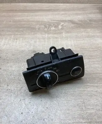 Mercedes-Benz E W211 Light switch 2115450104