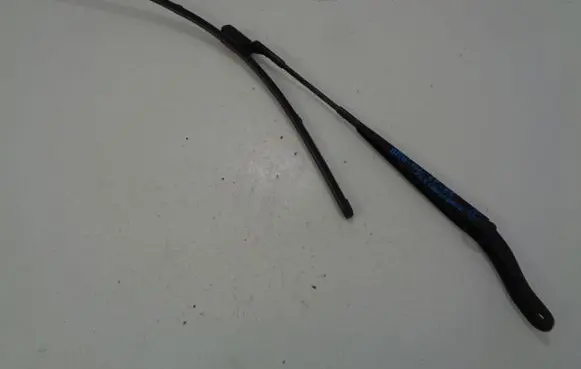 DS Automobiles 3 Crossback Windshield/front glass wiper blade 9822931680