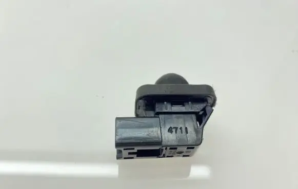 Subaru Legacy Front door sensor 