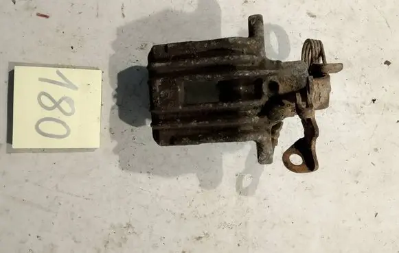 Volkswagen Golf IV Rear brake caliper 1J0615423