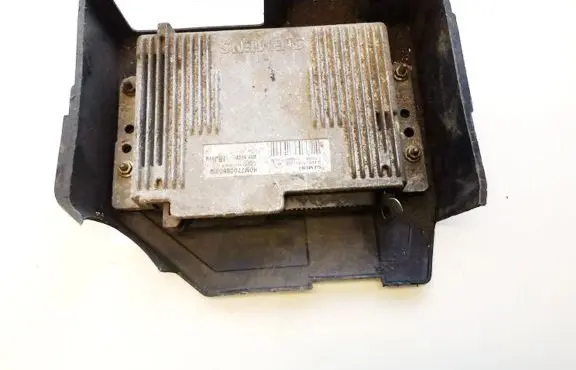 Renault Megane I Engine control unit/module hom7700860319 7700102267