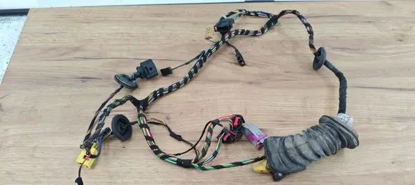 Skoda Octavia Mk2 (1Z) Front door wiring loom 1Z0120J