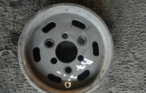 Audi A4 S4 B7 8E 8H Power steering pump pulley 038145255B
