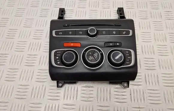 Citroen DS4 Climate control unit 98100094ZF 160425 28501107