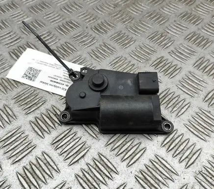 Land Rover Discovery 5 Other devices M8A29F646AA 82521378