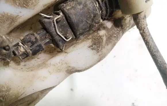 Opel Astra G Windscreen/windshield washer pump 