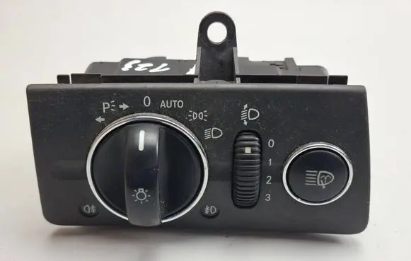 Mercedes-Benz E W211 Light switch 2115450204 04056010 7241Q04