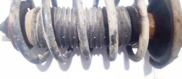 Volkswagen Golf III Front coil spring