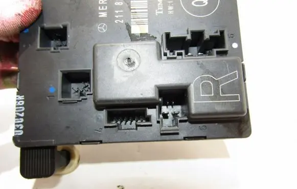 Mercedes-Benz E W211 Other control units/modules 2118201626