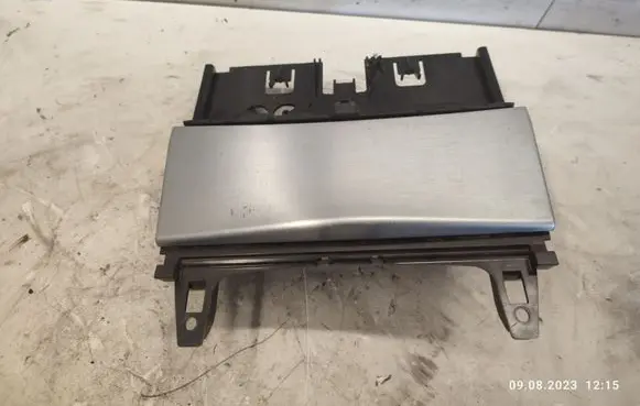 Mercedes-Benz C W204 Ashtray (front) A2046801350