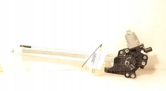 Rear window lifting mechanism without motor