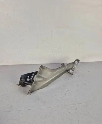 Audi A6 S6 C7 4G Fender mounting bracket 4G0821136A ZL70