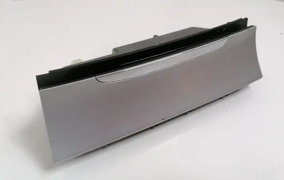 Volkswagen PASSAT B6 Car ashtray 3C0857961