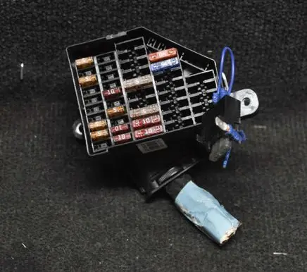 Volkswagen PASSAT B6 Fuse box set 3C2941823