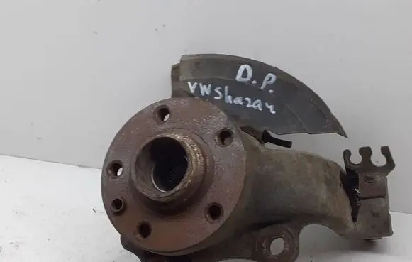 Volkswagen Sharan Front wheel hub