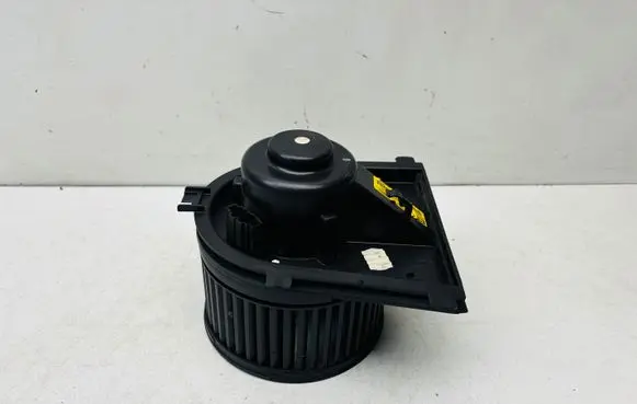 Volkswagen Golf IV Heater fan/blower 1J1819021B