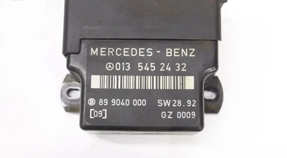 Mercedes-Benz E W124 Other relay 0135452432