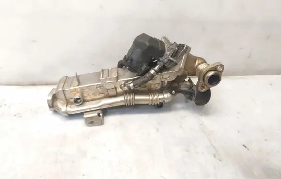 BMW X6 F16 EGR valve cooler 782321008