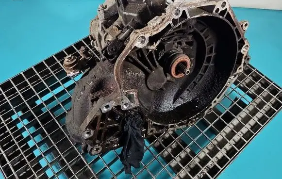 Opel Zafira A Manual 5 speed gearbox F17C419 IMPRK1537994