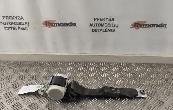 Jeep Cherokee Rear seatbelt P1UU52DX9AC