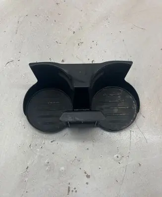 BMW 6 F12 F13 Cup holder front 9227718 13318813