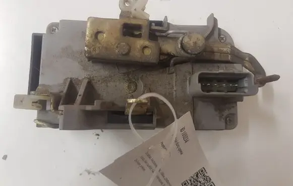 Peugeot 807 Front door lock
