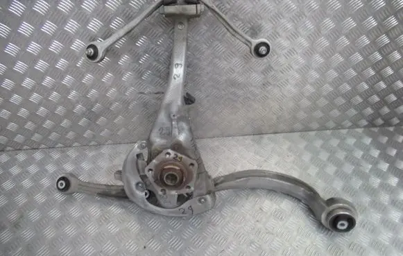 Porsche Macan (95B) Front wheel hub spindle knuckle 