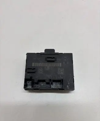 Volkswagen PASSAT B8 Door control unit/module 5Q0959595B P10121921