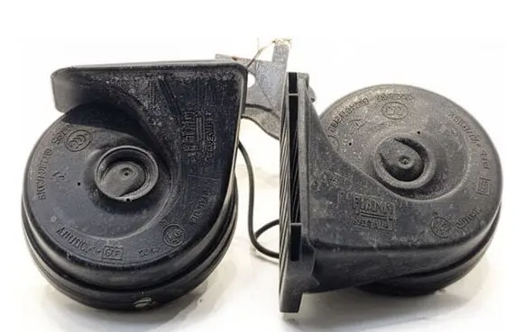 Chrysler Pacifica Horn signal A046495