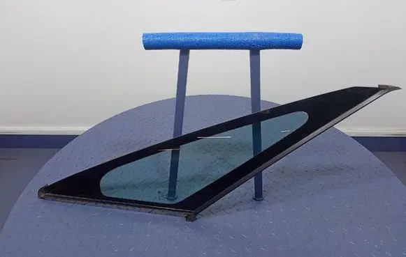 Opel Zafira C Front door vent window glass four-door 12841829
