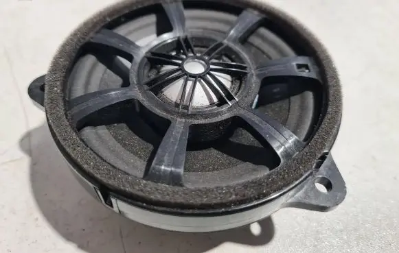 Land Rover Evoque I Panel speaker BJ3218808DB