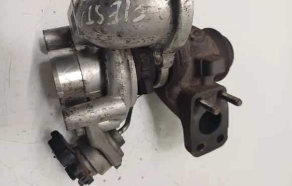 Ford Fiesta Turbo 9673283680