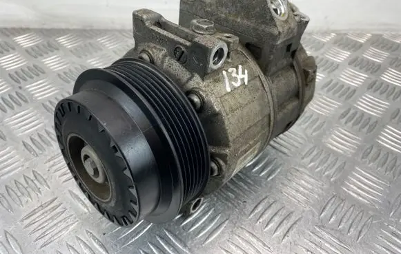 Mercedes-Benz E W212 Air conditioning (A/C) compressor (pump) A0022304511 Z0006615E 1041586204