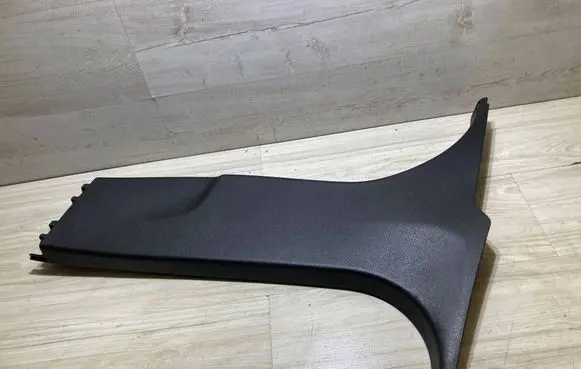 BMW X2 F39 (B) pillar trim (bottom) 7332817