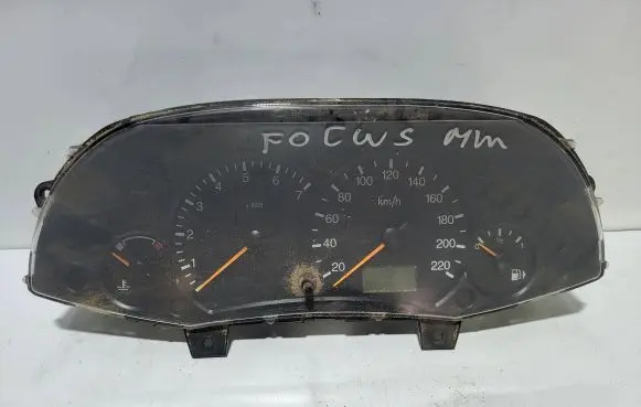 Ford Focus Speedometer (instrument cluster) 98AP10841 44Z3015