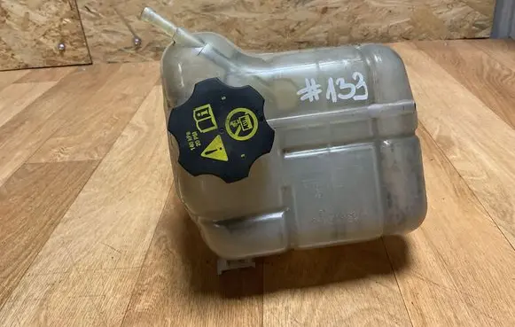 Opel Insignia A Coolant expansion tank/reservoir 13220124 13220123 11119189