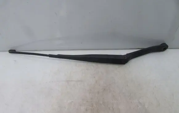 Ford Maverick Front wiper blade arm 89813641