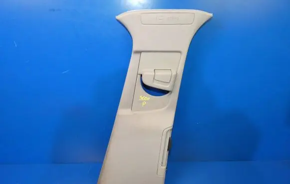 Volvo S60 (B) pillar trim (top)